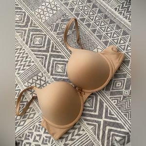 Victoria Secret Body By Victoria Padded Push Up Bra Size 36 C